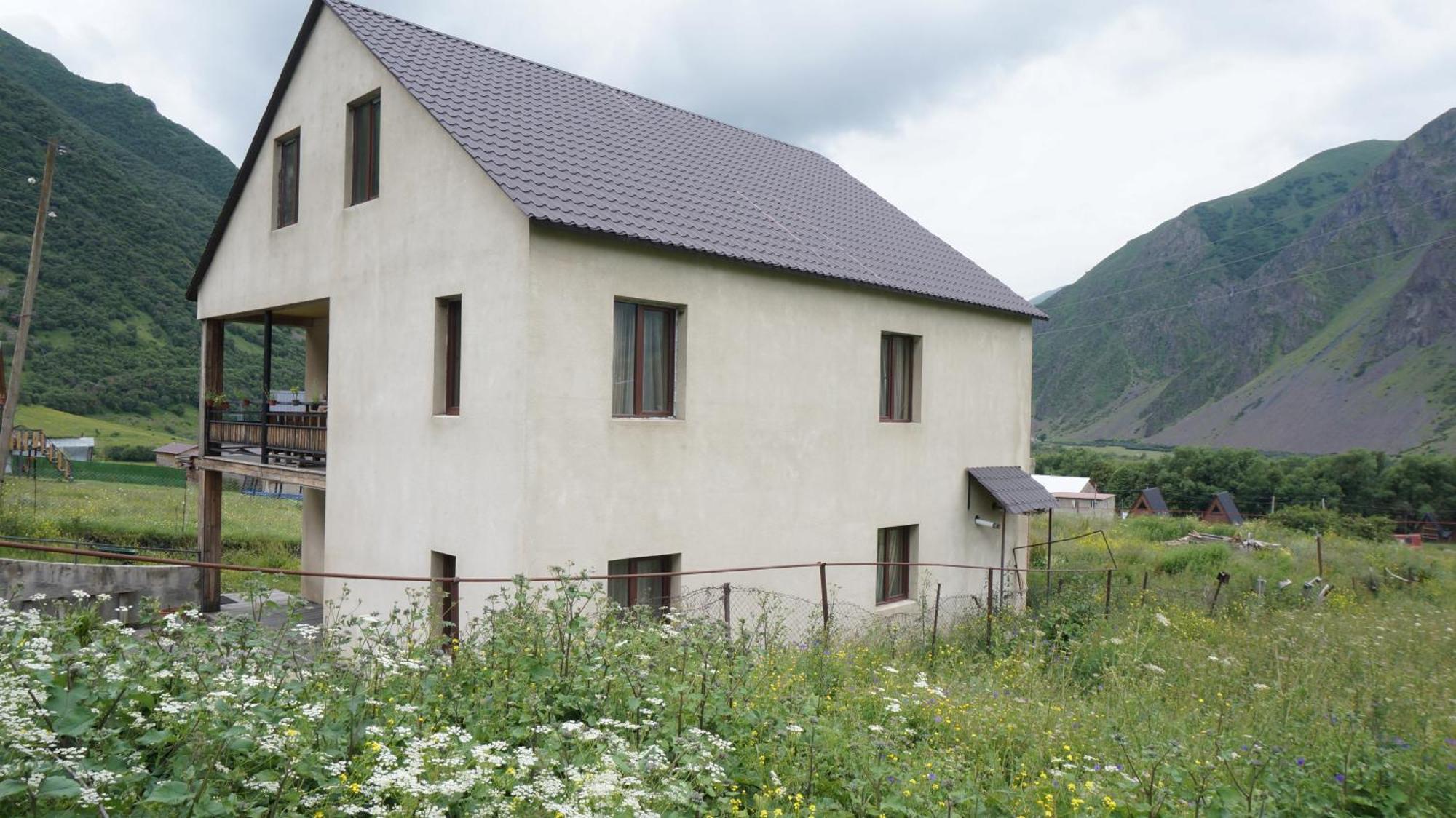 Arte In Kazbegi Hotel Luaran gambar