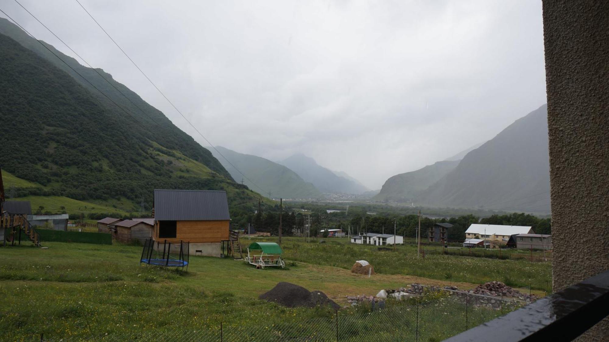 Arte In Kazbegi Hotel Luaran gambar