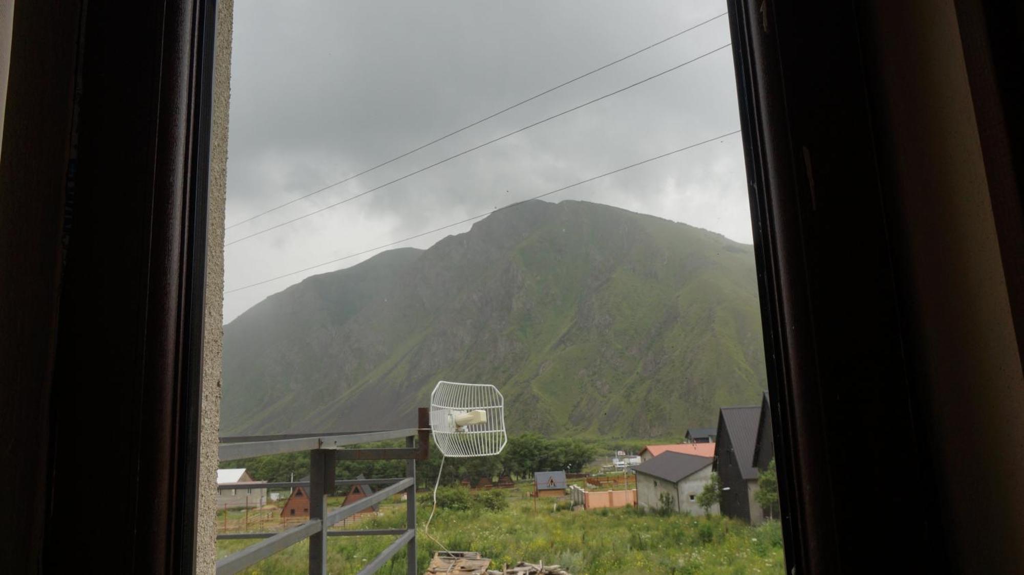 Arte In Kazbegi Hotel Luaran gambar