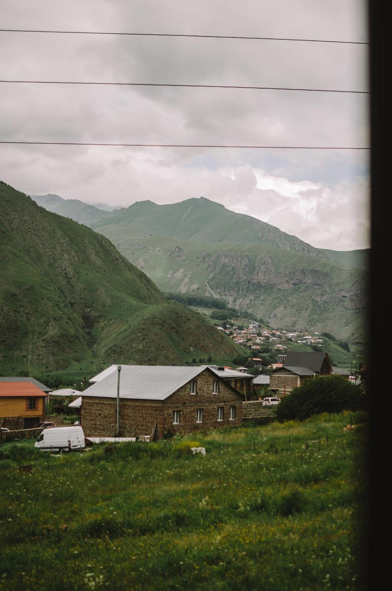 Arte In Kazbegi Hotel Luaran gambar