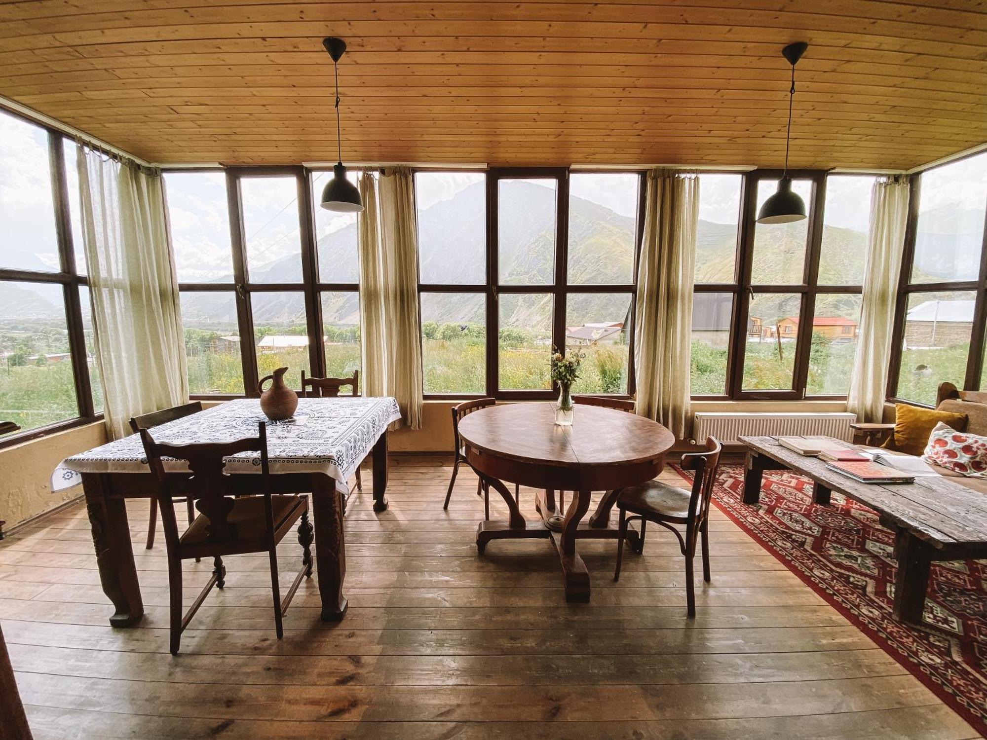 Arte In Kazbegi Hotel Luaran gambar